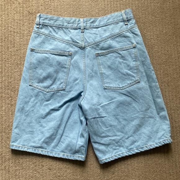 KOTN Antifit Denim Shorts, Light Wash, 31 - Picture 8 of 13